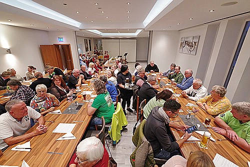 klein1_BMG-Tagung,_Augsburg_2025-10-04_IMGP5748.jpg desc